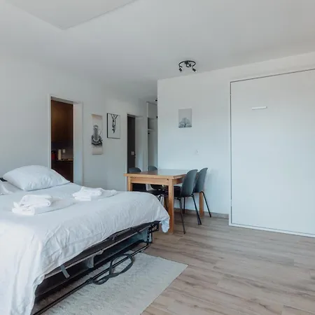 Avec Vue Majestueuse Sur Les Montagnes