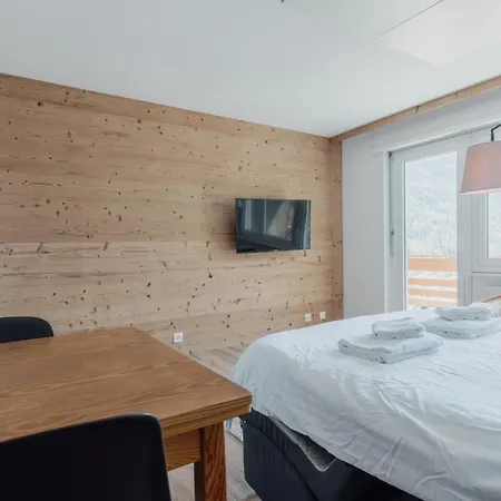 Avec Vue Majestueuse Sur Les Montagnes * Leukerbad